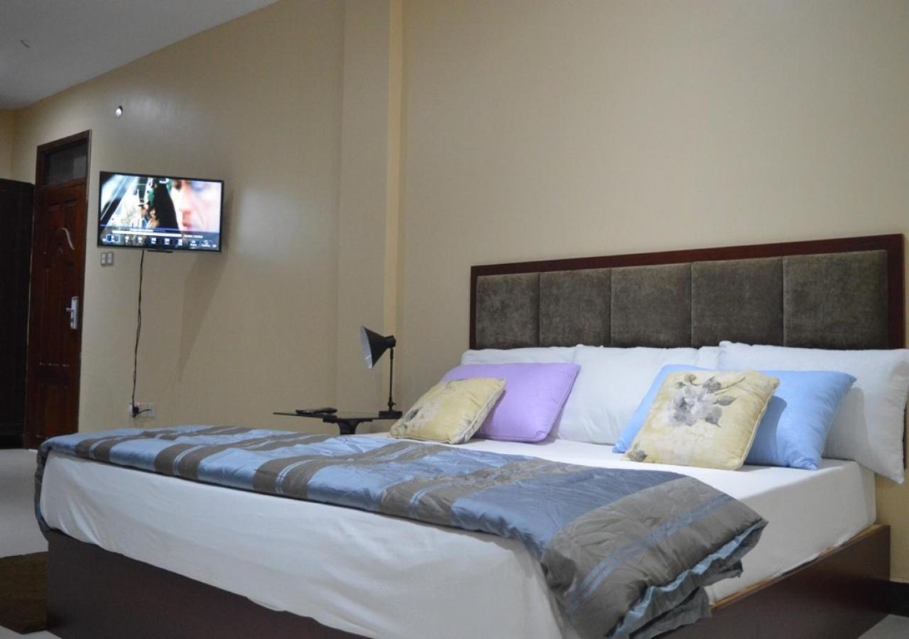 Okla Extreme Hotel Kampala Dış mekan fotoğraf